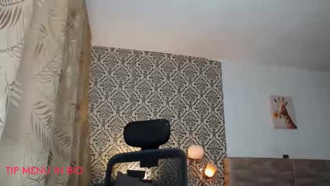 Snapshot of 01tatianats chatting on December 16, 4:34 pm tatiana online show from December 16, 4:34 pm