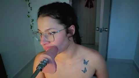 Steven  e online show from November 8, 10:41 pm