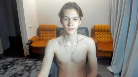 Snapshot of 0verlandd chatting on January 22, 4:44 pm Adam online show from January 22, 4:44 pm