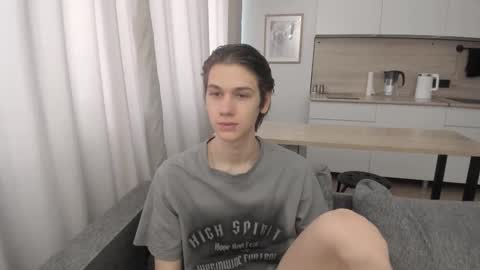 Snapshot of 0verlandd chatting on September 22, 8:16 am Adam online show from September 22, 8:16 am