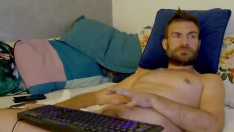 10in_deluxe online show from September 28, 5:57 am