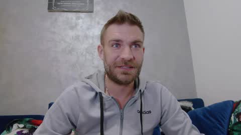 10in_deluxe online show from December 20, 7:48 am