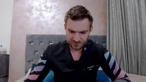 10in_deluxe online show from April 12, 3:50 pm