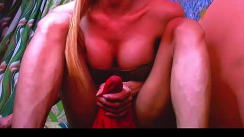 Snapshot of 11inchmistressxxlyka chatting on January 27, 9:02 am CALL ME BABY online show from January 27, 9:02 am