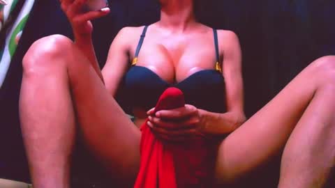 Snapshot of 11inchmistressxxlyka chatting on February 7, 6:56 pm CALL ME BABY online show from February 7, 6:56 pm