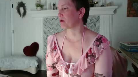 Aurora Willows online show from March 9, 3:32 am