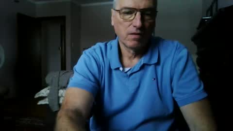 Snapshot of 123456ant chatting on February 2, 5:37 pm 123456ant online show from February 2, 5:37 pm