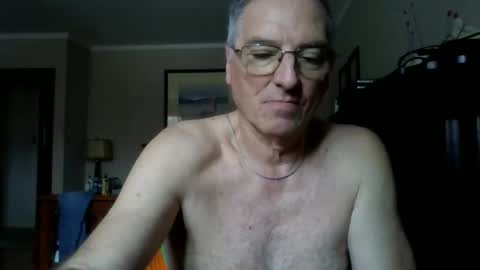 Snapshot of 123456ant chatting on May 13, 6:38 pm 123456ant online show from May 13, 6:38 pm