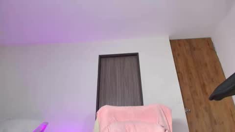 kim 04suarez online show from September 13, 1:49 am