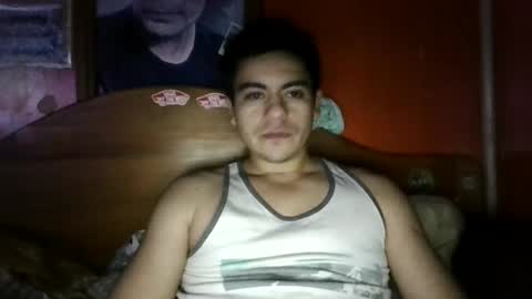 Snapshot of 12agus98 chatting on July 12, 7:43 am 12agus98 online show from July 12, 7:43 am