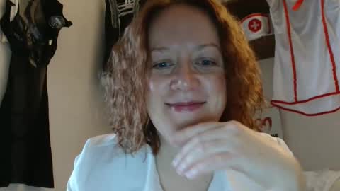 12ennie online show from October 24, 6:54 am