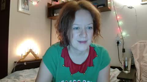 12ennie online show from December 22, 5:59 am