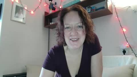 12ennie online show from January 19, 9:02 am