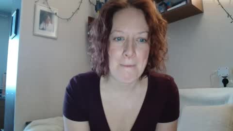 12ennie online show from February 16, 6:20 am