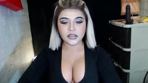 sexy kia online show from February 14, 11:23 pm