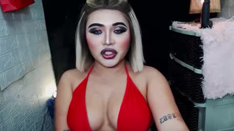 sexy kia online show from April 17, 12:35 am