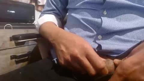 Snapshot of 1511russell chatting on March 2, 9:27 am 1511russell online show from March 2, 9:27 am