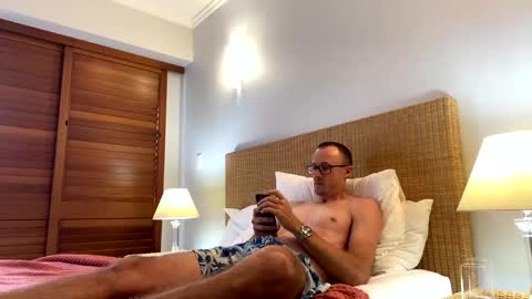 Justin186 online show from February 22, 6:50 am