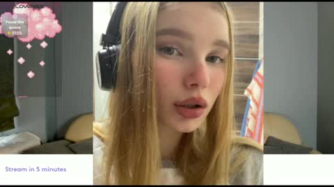 Kira online show from November 7, 4:56 am