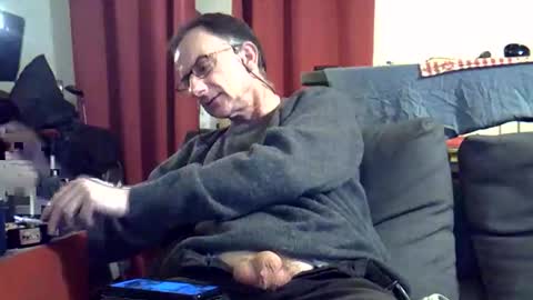 Snapshot of 18remy45 chatting on May 15, 11:56 pm 18remy45 online show from May 15, 11:56 pm