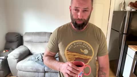 Snapshot of 1981thor chatting on February 16, 6:59 pm 1981thor online show from February 16, 6:59 pm