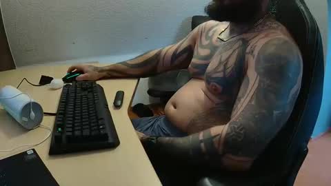 Snapshot of 19andre90 chatting on October 24, 3:41 pm 19andre90 online show from October 24, 3:41 pm