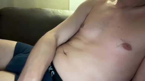 Snapshot of 19shorty19 chatting on March 7, 10:21 pm 19shorty19 online show from March 7, 10:21 pm