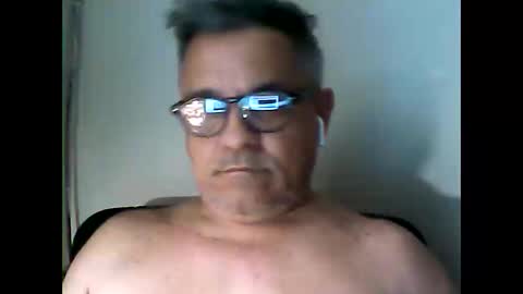Snapshot of 1_maxx_1 chatting on January 22, 4:23 pm 1_maxx_1 online show from January 22, 4:23 pm