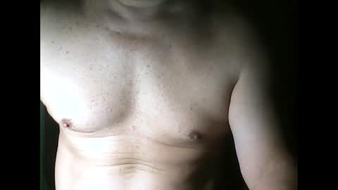 Snapshot of 1_maxx_1 chatting on September 15, 3:06 am 1_maxx_1 online show from September 15, 3:06 am