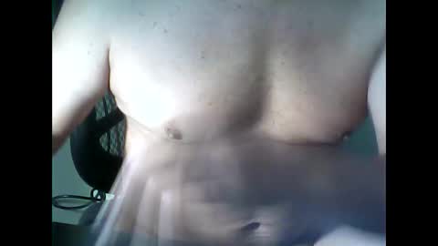 Snapshot of 1_maxx_1 chatting on September 28, 1:27 pm 1_maxx_1 online show from September 28, 1:27 pm