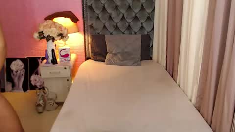 Ekang online show from January 13, 9:31 pm