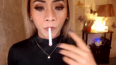 angel online show from November 22, 7:24 pm