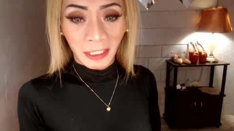 angel online show from April 8, 8:31 pm