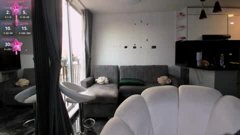 Snapshot of 1bonnie chatting on November 17, 10:04 pm Hello soy bonnie online show from November 17, 10:04 pm