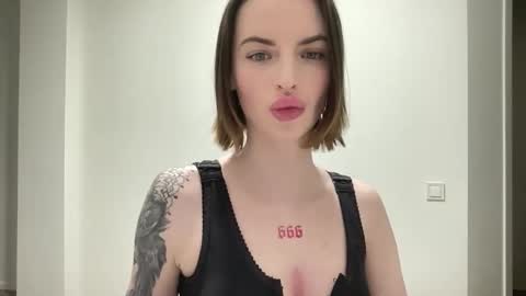 DOVE online show from December 3, 9:24 pm