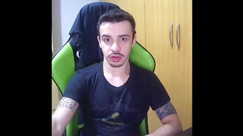 1good_vibes1 online show from November 25, 2:33 am