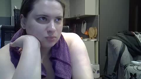 1LINDSEY1 online show from September 21, 2:40 pm