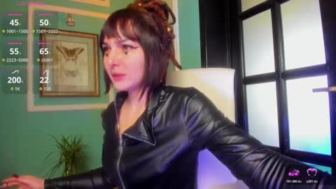 Moona  online show from November 26, 9:43 am