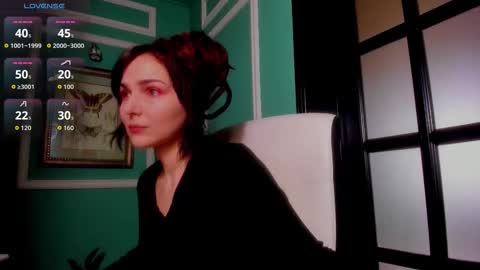 Moona  online show from February 3, 7:46 am