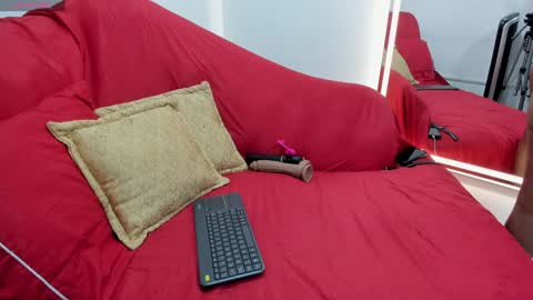 Luisa online show from January 18, 10:39 pm