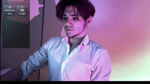 1roberttt online show from November 2, 12:02 am