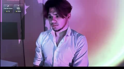 1roberttt online show from December 2, 8:37 pm