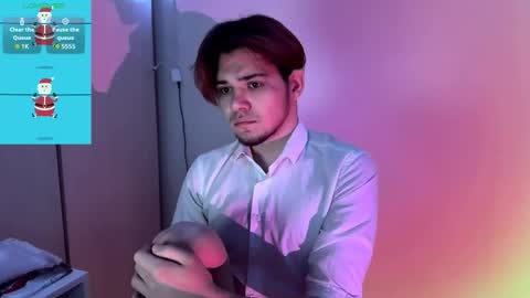 1roberttt online show from December 18, 1:33 am