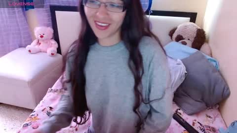 paola online show from December 12, 10:52 pm