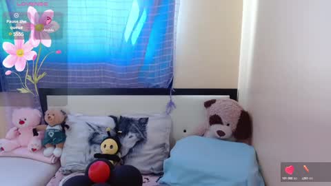 paola online show from February 22, 6:41 pm