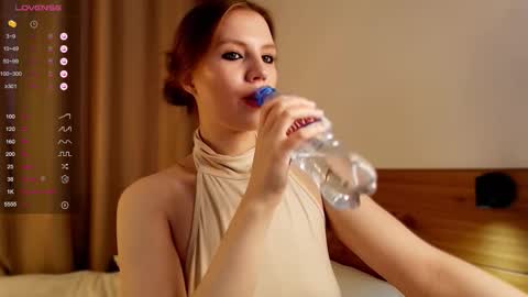 VICTORIA online show from September 30, 4:17 am