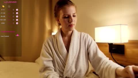 VICTORIA online show from November 7, 1:16 am