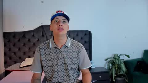 1Threestar online show from January 6, 12:42 pm