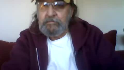 1valentine online show from December 1, 4:56 pm