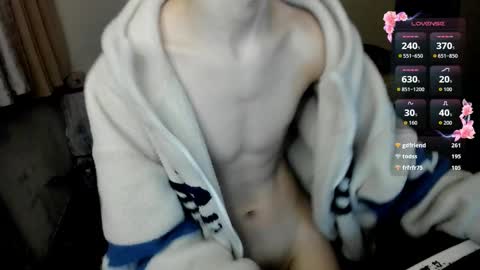 Milos online show from November 18, 8:24 pm